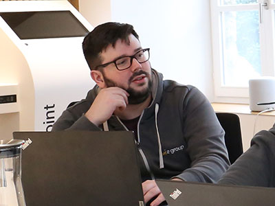 i2secops team at work